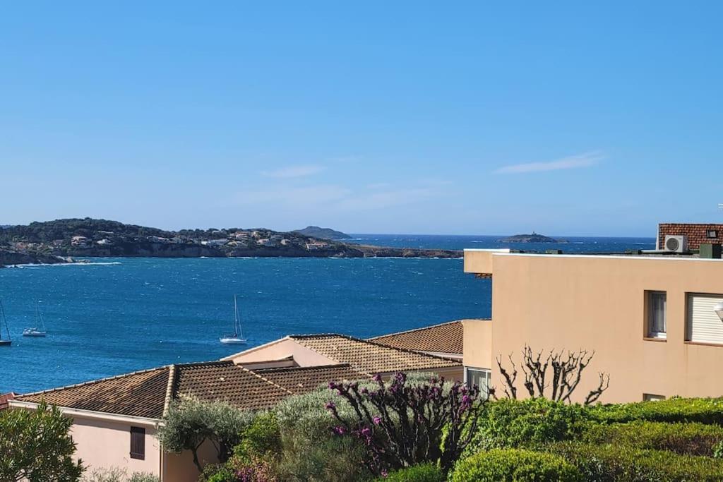 T2 Vue Mer Dans Residence Calme / T2 Sea View In A Quiet Residence Bandol Dış mekan fotoğraf